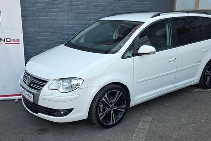 VW Touran 300.000 km 3.950 &euro; Ohrum 38312