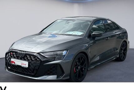 Audi RS3 2.000 km 77.490 &euro; Braunschweig 38124