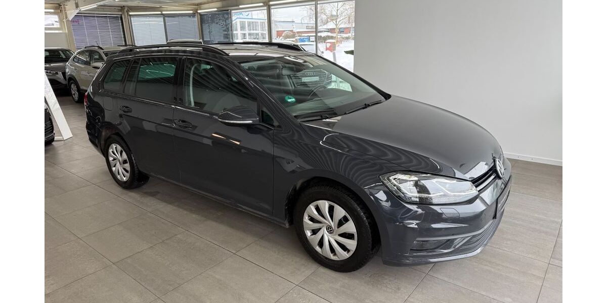 VW Golf 160.000 km 9.390 &euro; Braunschweig 38116