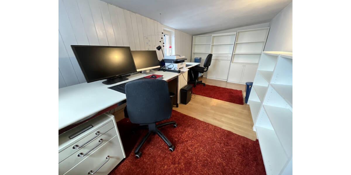 Reihenmittelhaus Braunschweig Innenstadt - 4 Zimmer, 125 m&sup2;, 375.000&euro; | Angebot:26474863