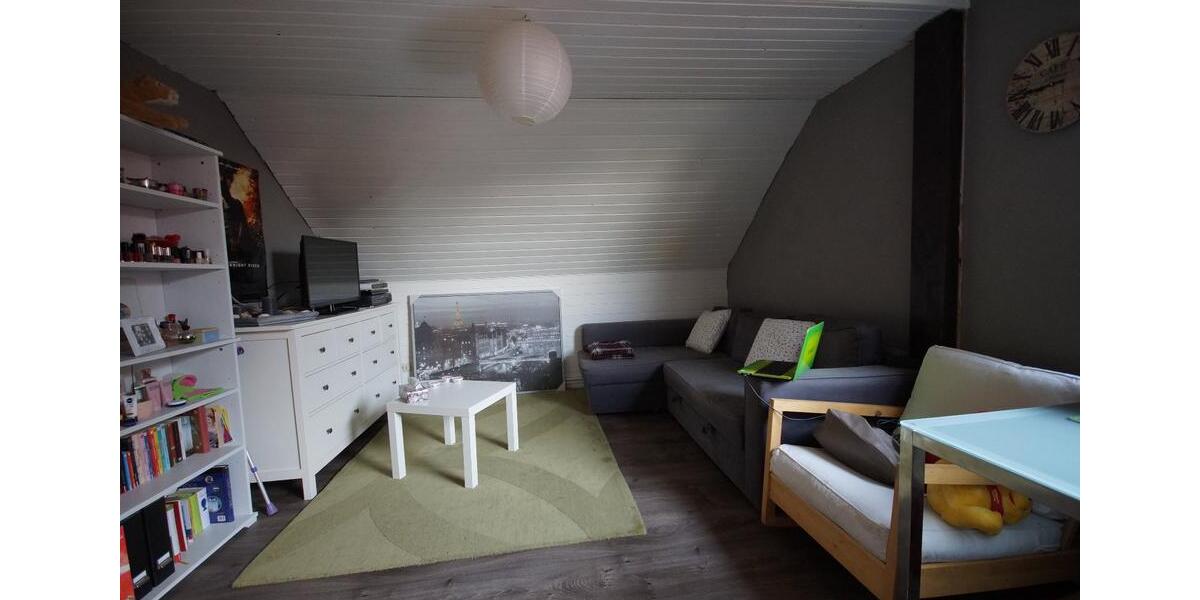 Dachgeschoßwohnung Braunschweig Westliches Ringgebiet - 3 Zimmer, 75 m&sup2;, 184.000&euro; | Angebot:26289318