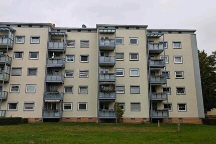 Moderne 4-Zimmer-Wohnung mit Südbalkon in Salzgitter-Lebenstedt 4 zimmer
