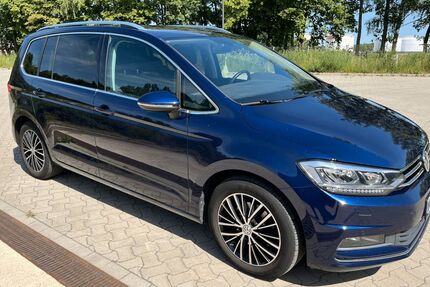 VW Touran 111.200 km 18.800 &euro; Braunschweig 38110