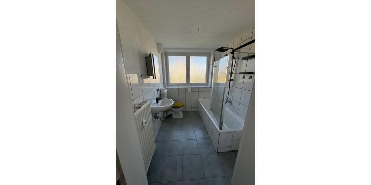 Dachgeschoßwohnung Bockenem - 3 Zimmer, 70 m&sup2;, 495&euro; | Angebot:25048475