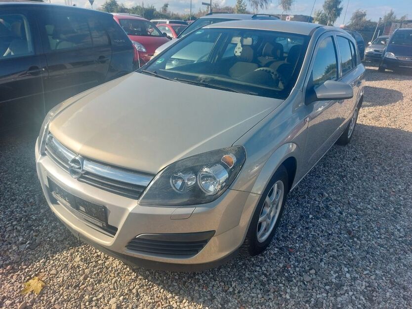Opel Astra 203.000 km 2.699 € Hildesheim 31135