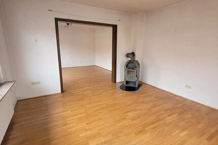 Wohnung Bad Salzdetfurth - 6 Zimmer, 170 m&sup2;, 1.049&euro; | Angebot:25297721