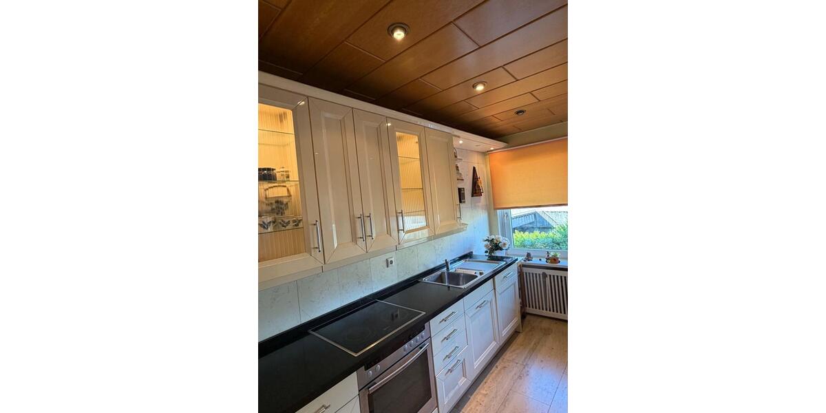 Etagenwohnung Hildesheim Himmelsthür - 3 Zimmer, 143 m&sup2;, 1.450&euro; | Angebot:26277673