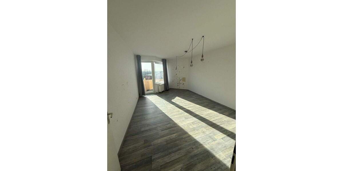 Etagenwohnung Salzgitter Lebenstedt - 3 Zimmer, 66 m&sup2;, 400&euro; | Angebot:26246771