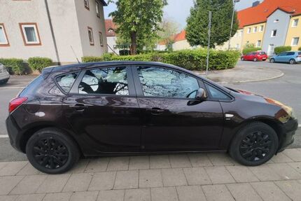 Opel Astra 111.044 km 7.999 &euro; Salzgitter 38226