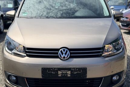 VW Touran 114.000 km 12.499 &euro; Goslar 38640