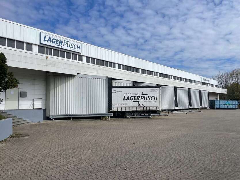 Halle in Braunschweig 6.912 € 1152 m²