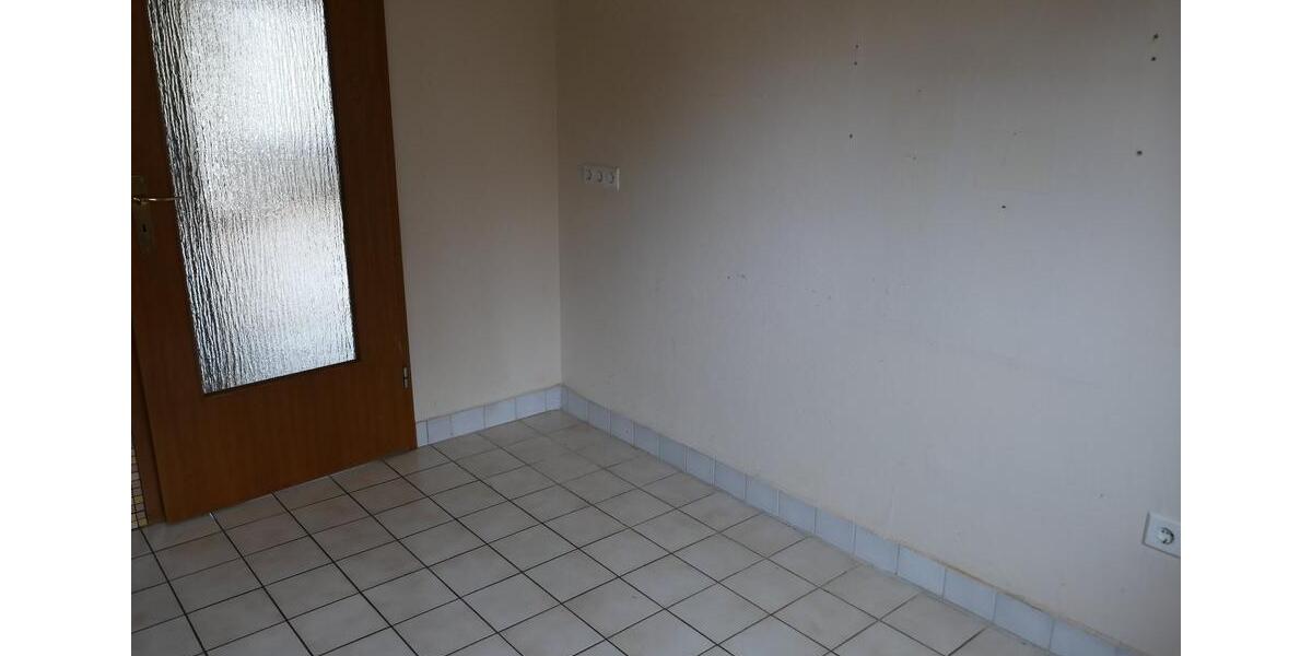 Etagenwohnung Hildesheim - 4 Zimmer, 94 m&sup2;, 238.000&euro; | Angebot:27168824