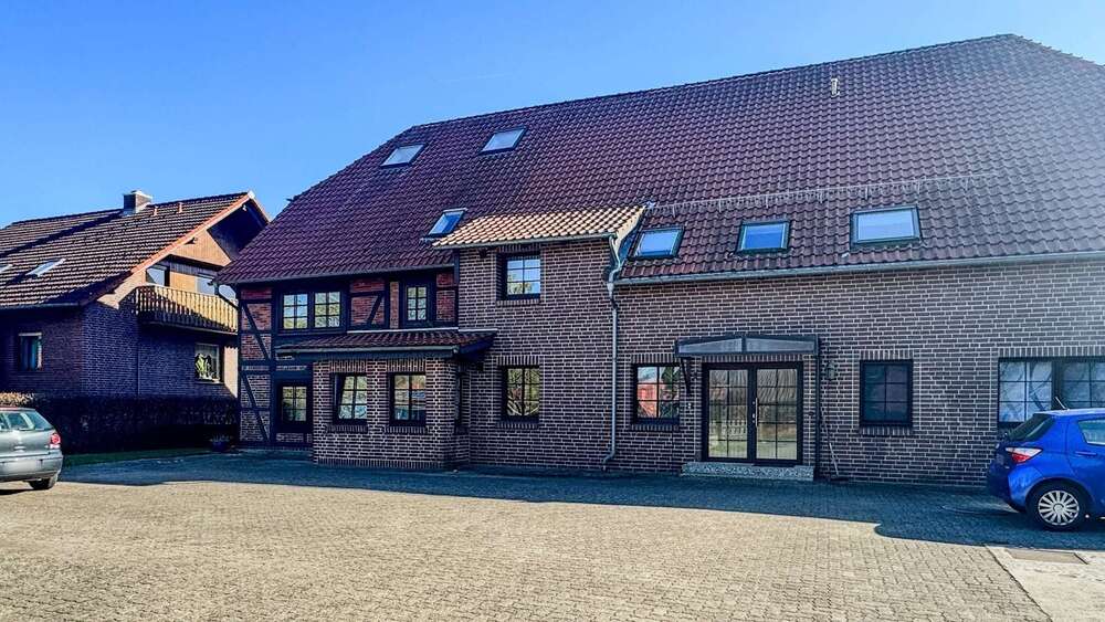 Etagenwohnung Adenbüttel - 5 Zimmer, 144 m&sup2;, 220.000&euro; | Angebot:25232564