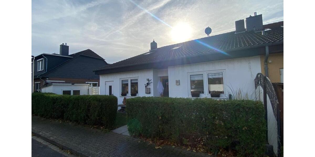 Reihenhaus Algermissen - 5 Zimmer, 142 m&sup2;, 469.000&euro; | Angebot:26561621