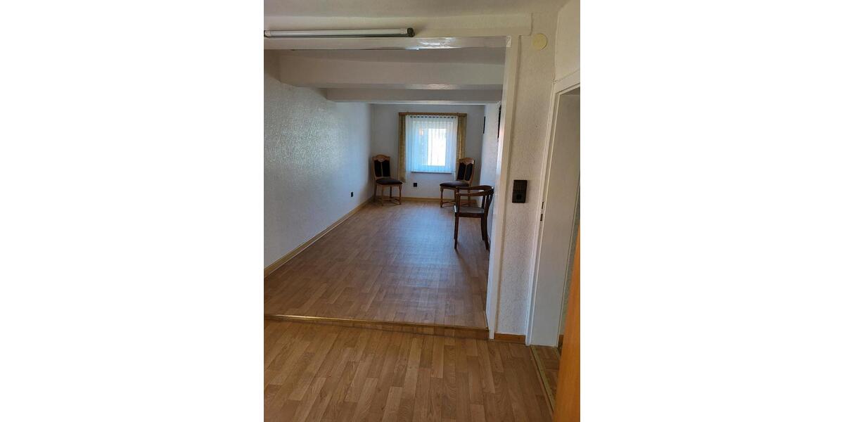 Einfamilienhaus Söhlde - 6 Zimmer, 150 m&sup2;, 190.000&euro; | Angebot:26221997