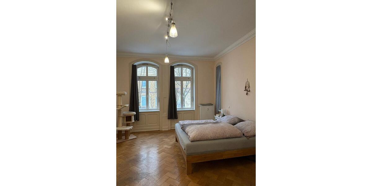 Hochparterre Hildesheim - 4 Zimmer, 165 m&sup2;, 1.155&euro; | Angebot:26251203