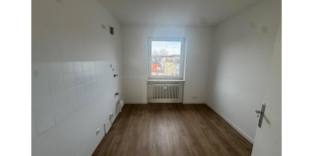 Etagenwohnung Hildesheim Himmelsthür - 3 Zimmer, 75 m&sup2;, 750&euro; | Angebot:24892713