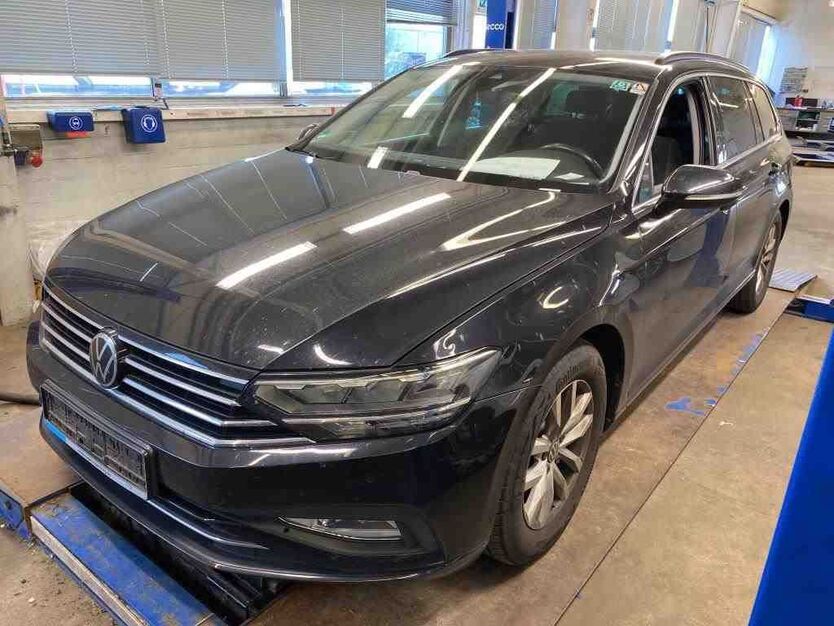 VW Passat 95.000 km 20.990 € Goslar 38640