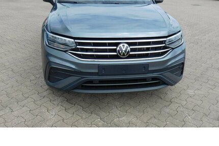 VW Tiguan Allspace 1.5 TSI Life 7 Sitze Navi DSG 31.500 km 28.990 &euro; Vordorf 38533