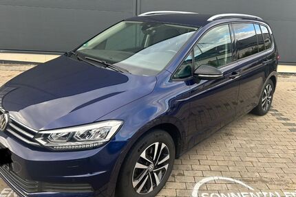 VW Touran 127.000 km 22.000 € Wolfenbüttel 38302