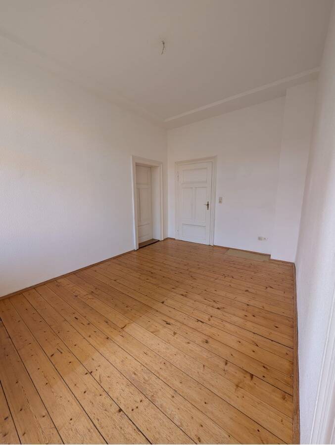 Attraktive 5-Zimmer-Wohnung mit Balkon in der Hildesheimer Oststadt