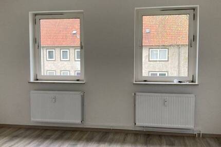 Wohnung Salzgitter Lebenstedt - 3 Zimmer, 68 m&sup2;, 392&euro; | Angebot:26786957