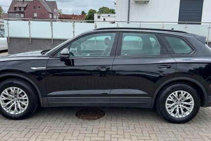 VW Touareg 236.957 km 23.999 &euro; Salzgitter-Lebenstedt 38226