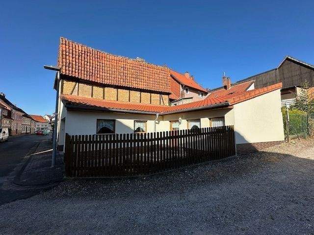 Mehrfamilienhaus, Wohnhaus Bockenem - 6 Zimmer, 163 m&sup2;, 159.000&euro; | Angebot:24780575