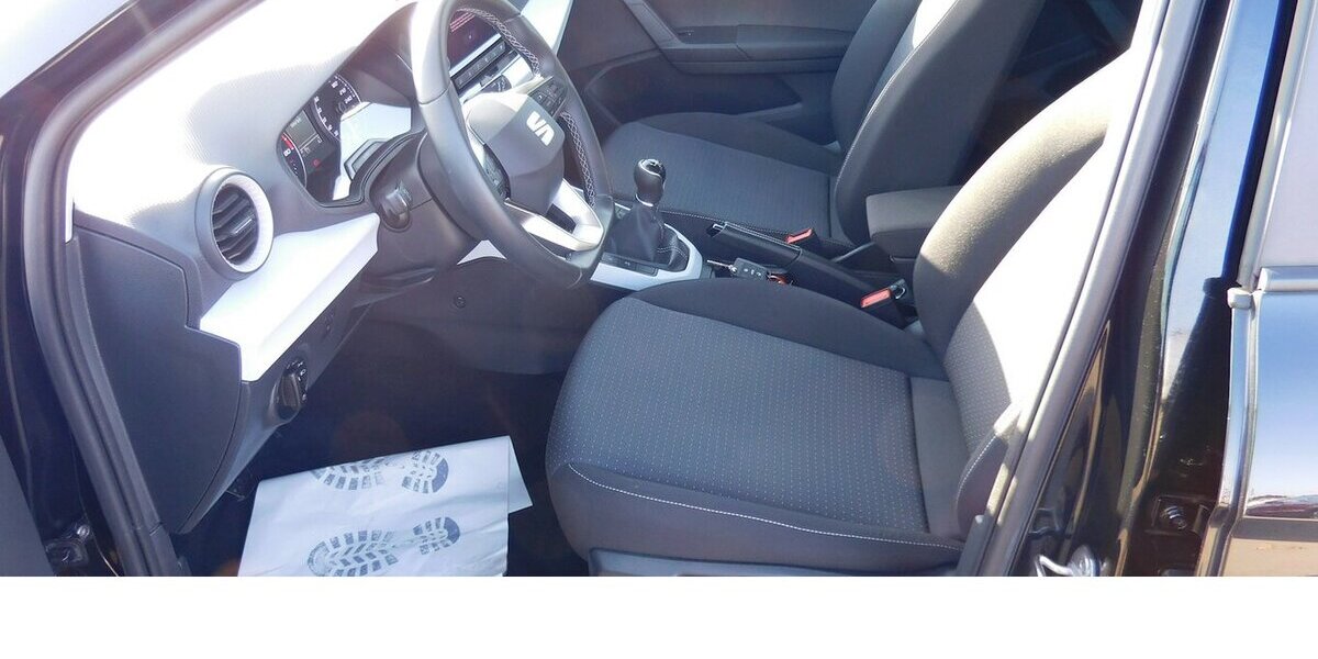 Seat Arona 1.0 Style TSI BMT Klima Navi LED Alu 31.900 km 16.990 &euro; Vordorf 38533