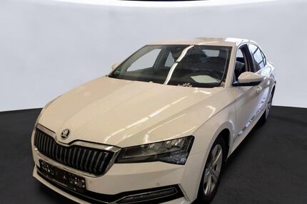 Skoda Superb 183.000 km 19.990 &euro; Peine 31226