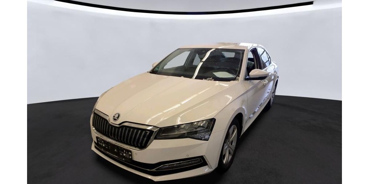 Skoda Superb 183.000 km 19.990 &euro; Peine 31226