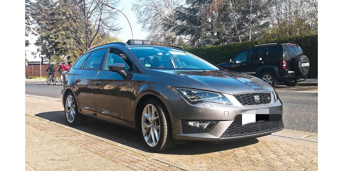 Seat Leon 100.000 km 12.799 € Vechelde 38159