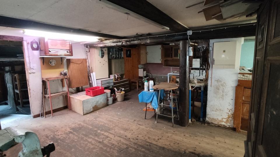 Wohn- und Geschäftshaus in Hornburg 7 zimmer