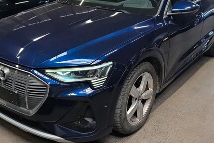 Audi e-tron 57.400 km 29.999 &euro; Salzgitter 38259