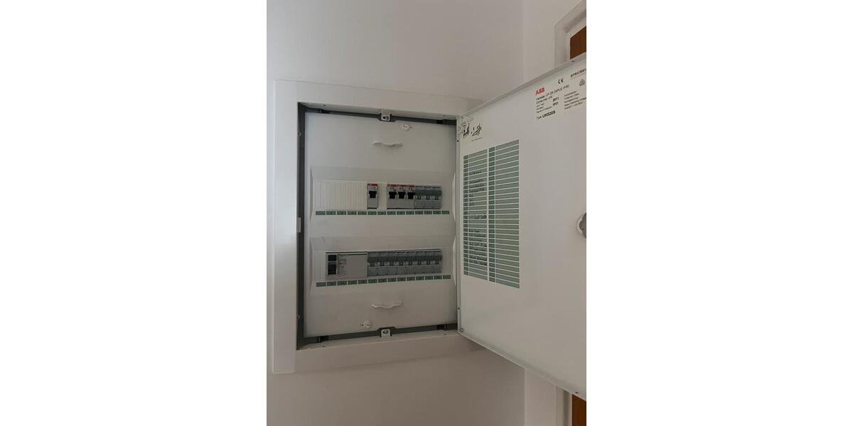 Sonnige, kernsanierte 3-Zimmer-Wohnung mit Balkon am See 3 zimmer