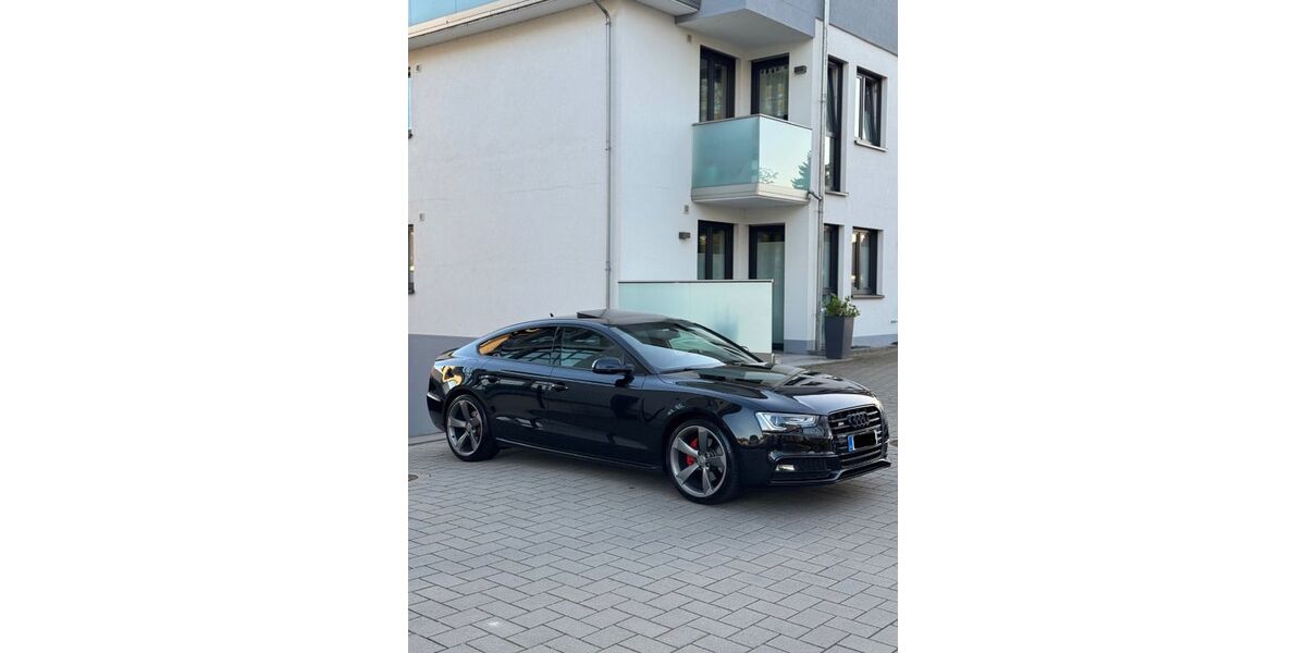 Audi A5 209.000 km 16.999 &euro; Vechelde 38159