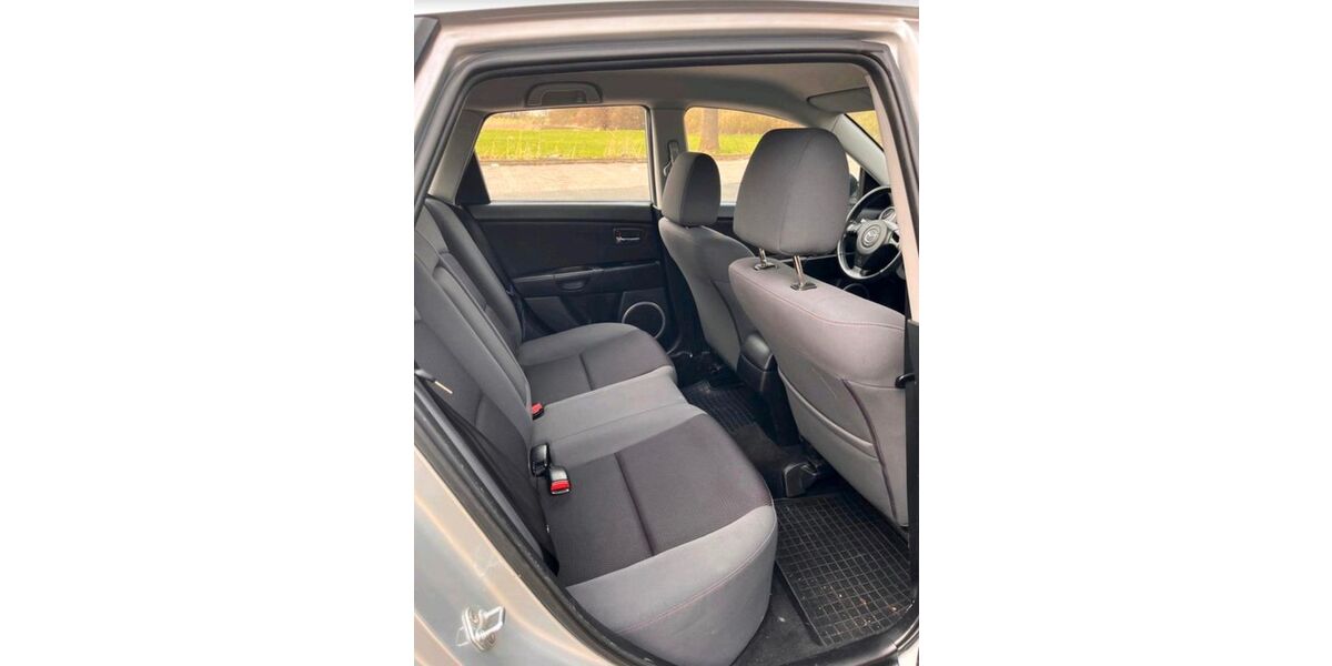 Mazda 3 260.000 km 1.950 &euro; Salzgitter 38259