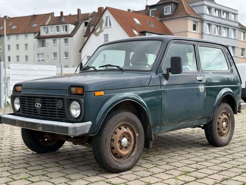 Lada Niva 73.833 km 2.400 € Hildesheim 31137