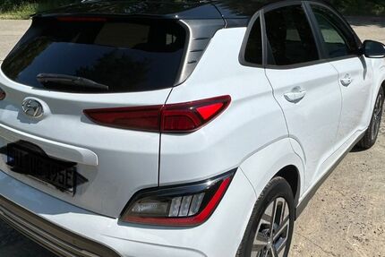 Hyundai KONA Elektro 87.000 km 23.100 &euro; Harsum 31177