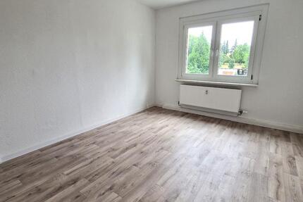 ***500 € - Gutschein zum Einzug geschenkt*** 4-Zimmer-Wohnung im 2. Obergeschoss zu vermieten zimmer