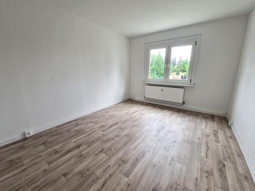 ***500 € - Gutschein zum Einzug geschenkt*** 4-Zimmer-Wohnung im 2. Obergeschoss zu vermieten zimmer