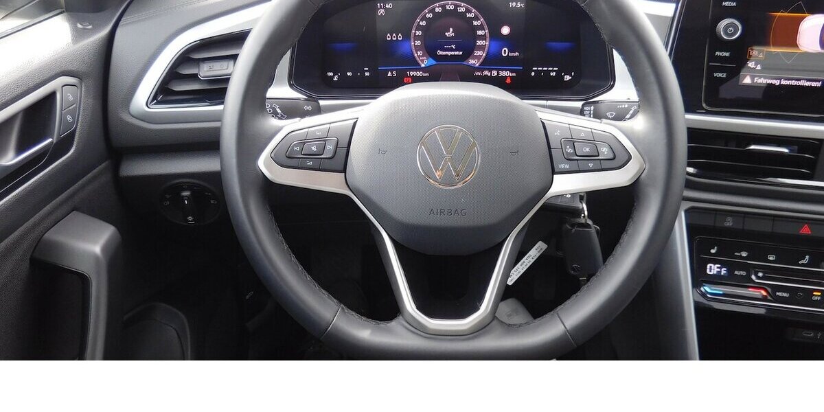 VW T-Roc 1.0 Life TSI BMT Navi Klima Alu 19.990 km 20.990 € Vordorf 38533