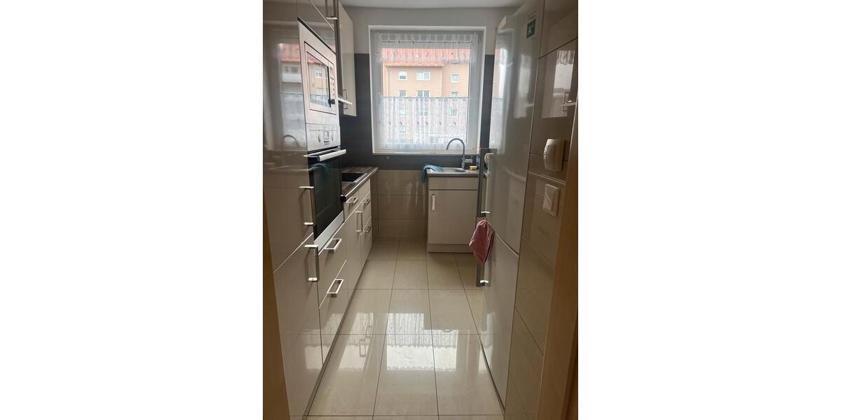 Sonnige, kernsanierte 3-Zimmer-Wohnung mit Balkon am See 3 zimmer