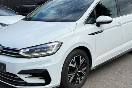 VW Touran 219.510 km 16.990 &euro; Braunschweig 38122