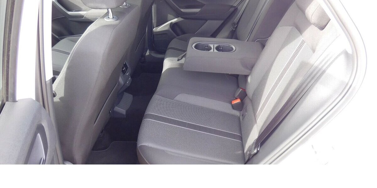 VW T-Roc 1.0 Life TSI BMT Navi Klima Alu 19.990 km 20.990 € Vordorf 38533