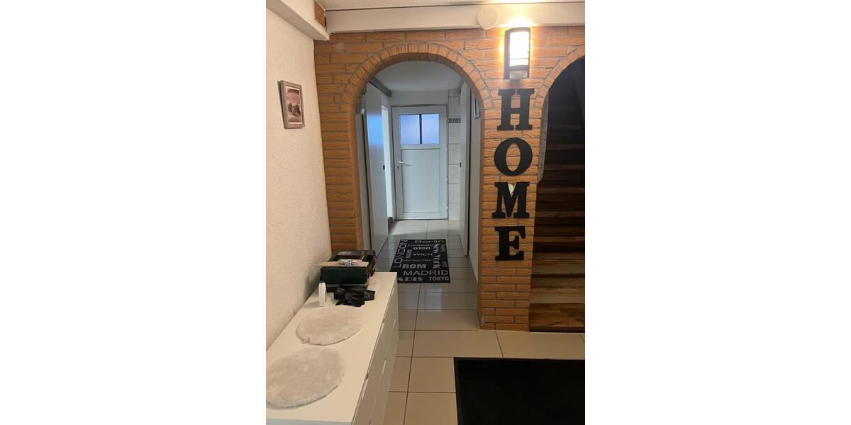 Einfamilienhaus Salzgitter Ortschaft Südost - 4 Zimmer, 145 m&sup2;, 2.200&euro; | Angebot:24653462