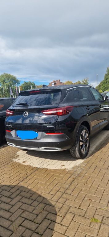 Opel Grandland (X) 118.000 km 13.000 € Braunschweig 38120