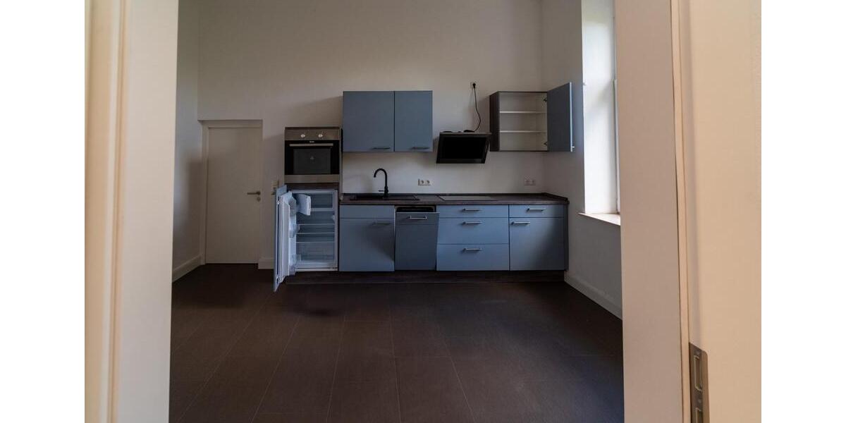 Tolle Altbauwohnung im Herrenhaus 1 zimmer