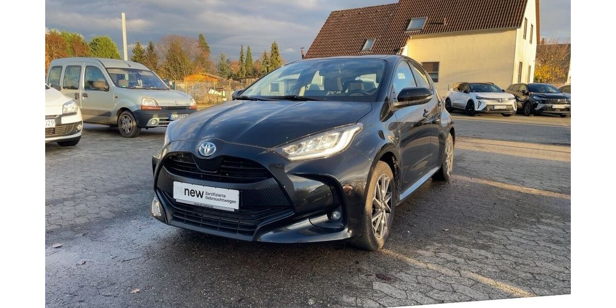 Toyota Yaris 18.000 km 19.290 € Braunschweig 38112