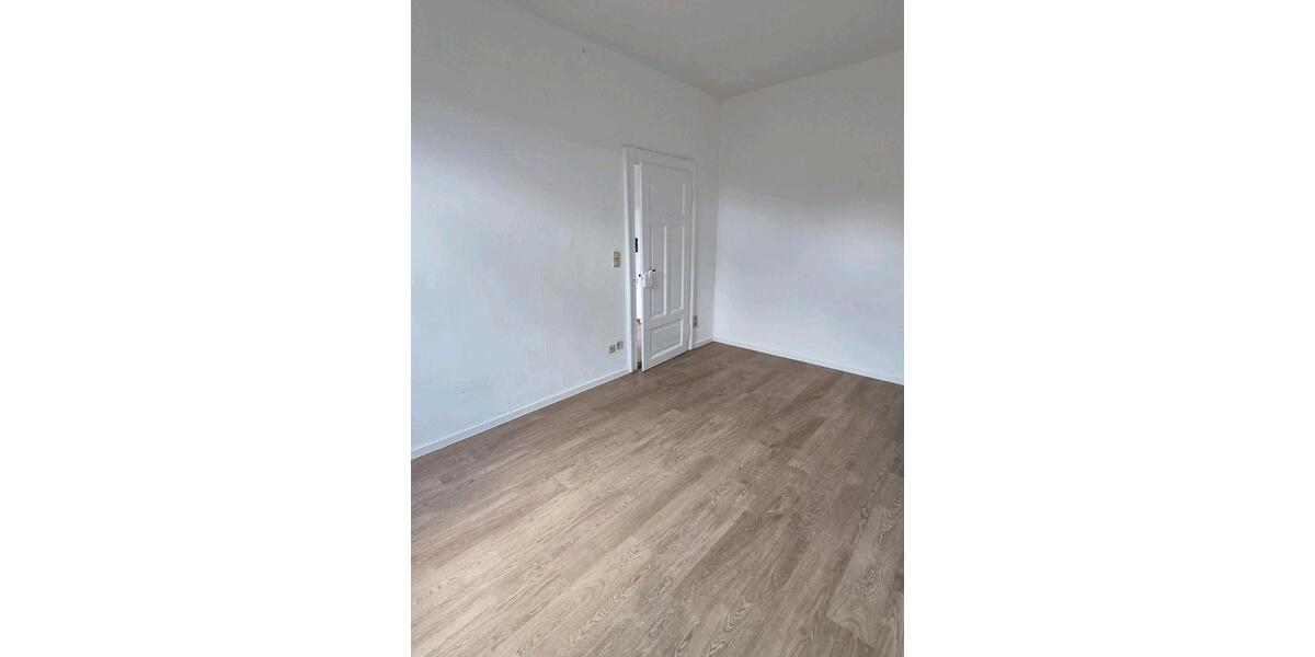 Etagenwohnung Peine Südstadt - 4 Zimmer, 80 m&sup2;, 840&euro; | Angebot:26268005